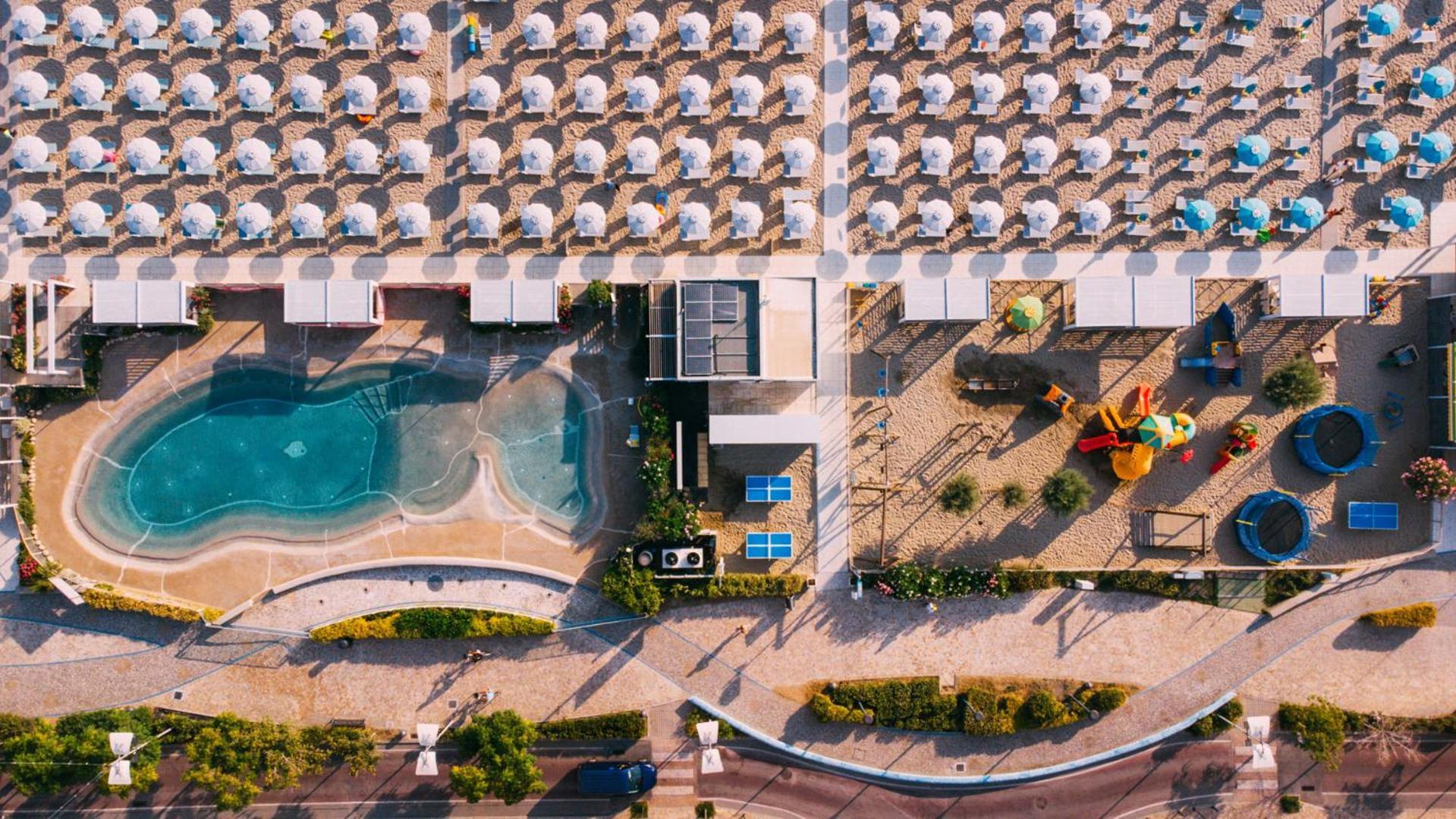 Hotel International Direttamente Sulla Sabbia Misano Adriatico Exterior photo
